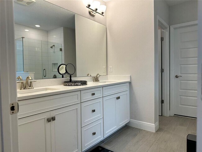 Building Photo - 18386 Oliver Twist Wy