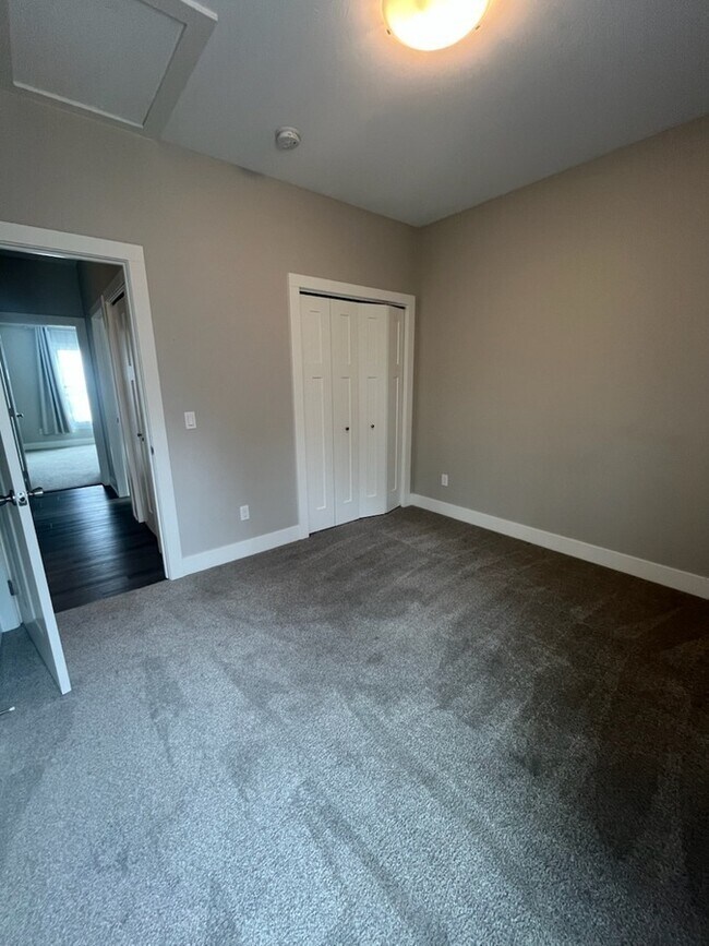 Building Photo - 13166 Indigo Ct