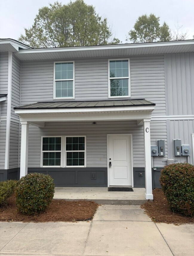 Building Photo - 247 Judith Dr