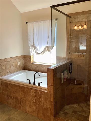 Building Photo - 7316 Hidden Oaks Dr