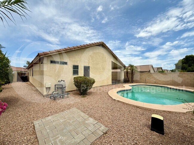 Building Photo - 13373 W Boca Raton Rd