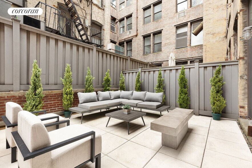 Building Photo - 289 3rd Ave
