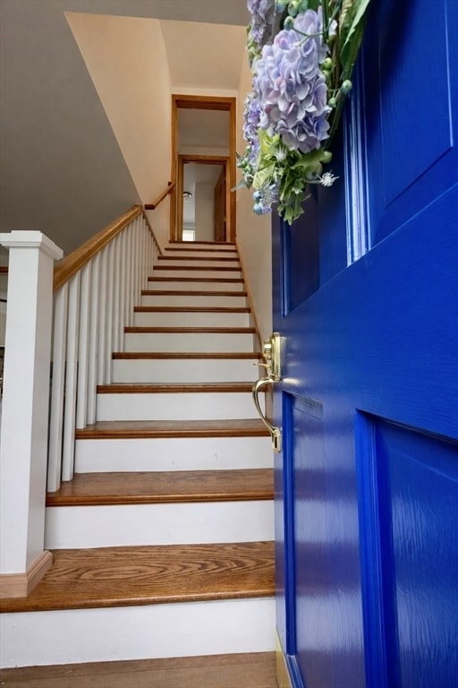 Building Photo - 15 Myrtle Dr