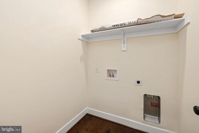 Building Photo - 12407 Sickles Ln