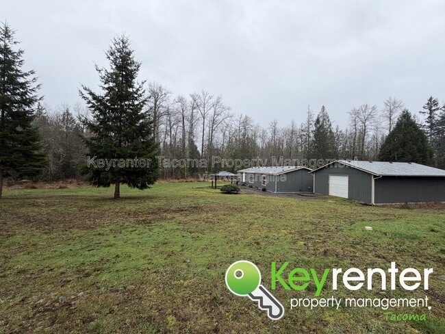 Building Photo - 121 349th St S