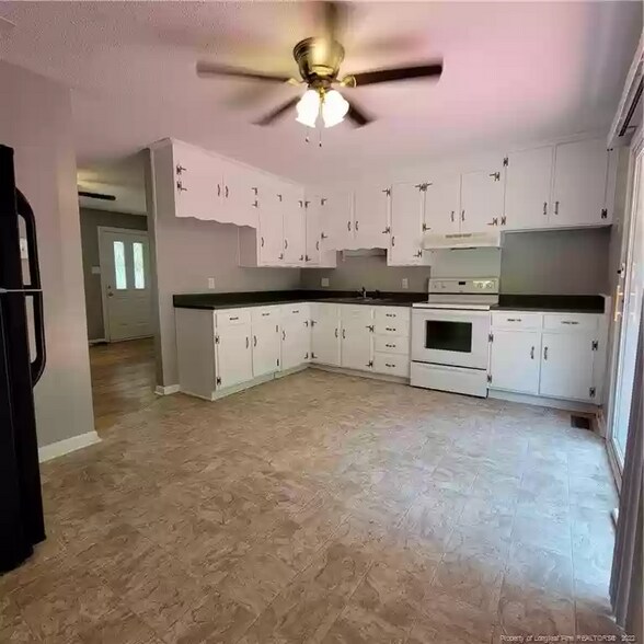 Building Photo - 3102 Joye Cir