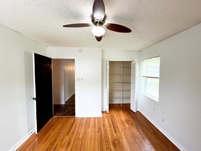 Building Photo - Available Now!!!! Gorgeous 3 bedroom, 2 bath, 2 car garage home. Beautiful wood look flooring. Sp...