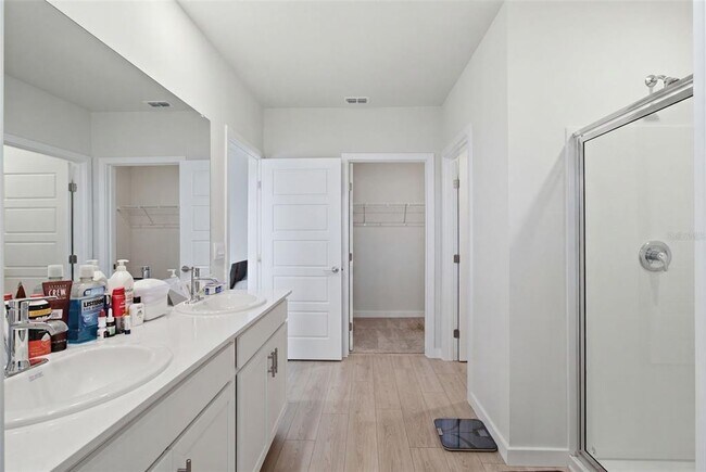 Building Photo - 18114 Wheathouse Pl