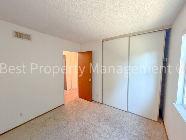 Building Photo - Great Shape Single Family Home near Fremont Bart Station