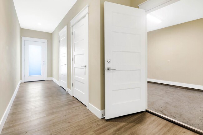 Building Photo - 340 Bluefish Dr