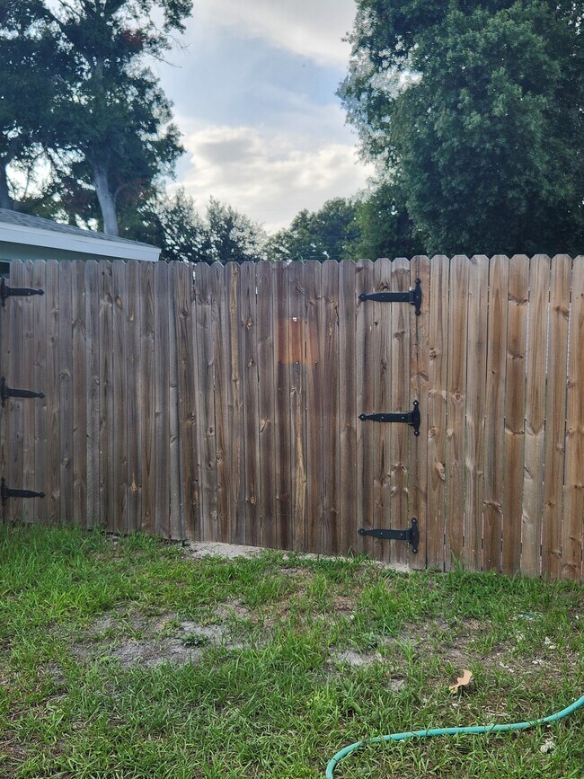 Building Photo - 4227 Larkin St