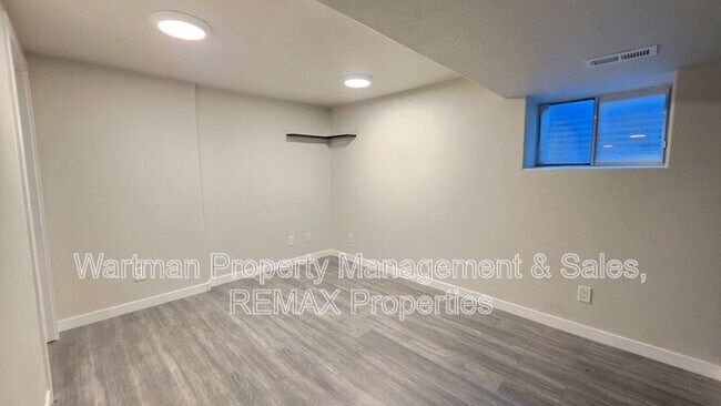 Building Photo - 4231 Charleston Dr