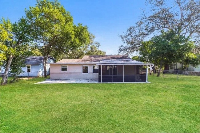 Building Photo - 1314 Friend Ave