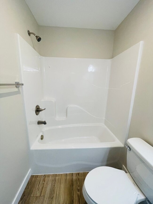 Building Photo - Modern Downtown Townhouse for Rent