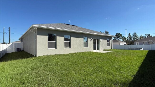 Building Photo - 2129 Hibiscus Pl