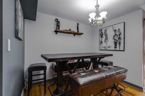 Building Photo - 6414 N Mozart St