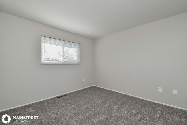 Building Photo - 4844 S Splendid Cir