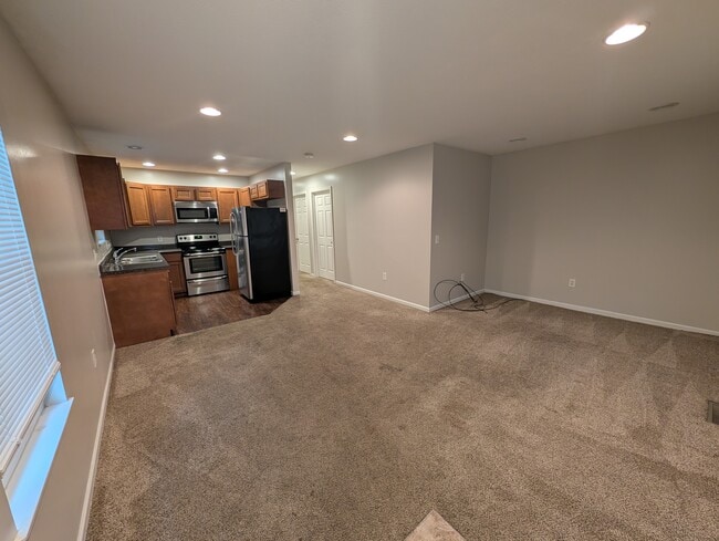 Building Photo - 825 Camp St