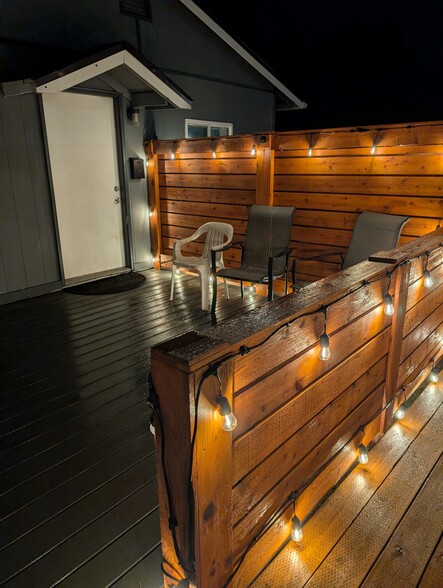 lighted deck - 8211 Florida Dr