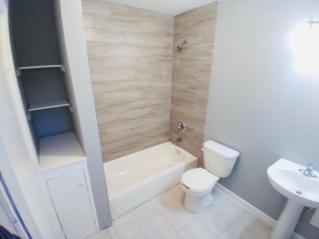 UPGRADED RESTROOM - 7813 Detroit St
