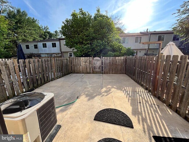 Building Photo - 7766 Epsilon Dr