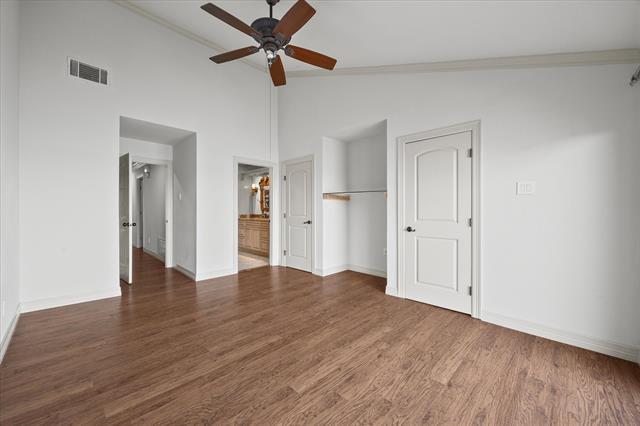 Building Photo - 3830 Mediterranean St