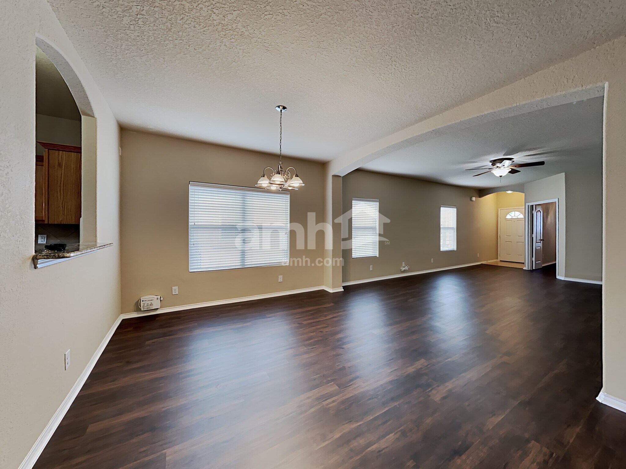 Building Photo - 5707 Sendero Spring