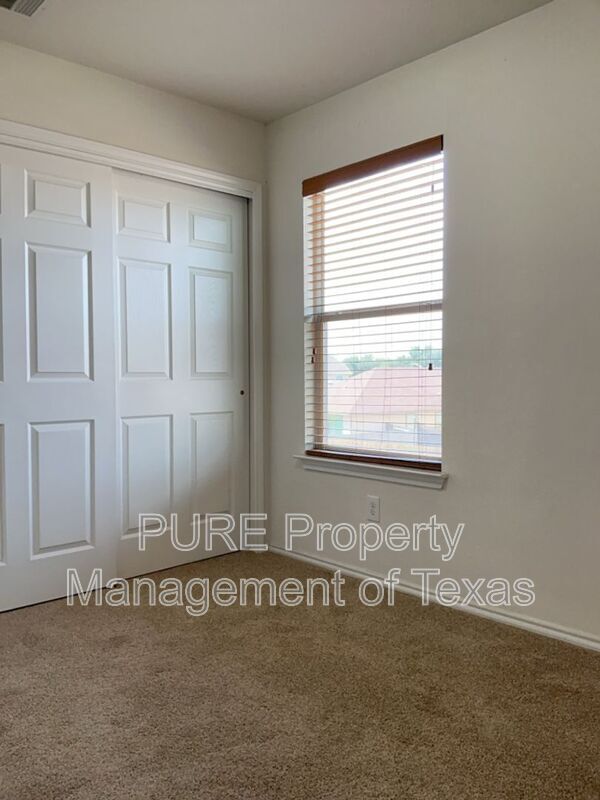 Building Photo - 2223 Perkins Pl