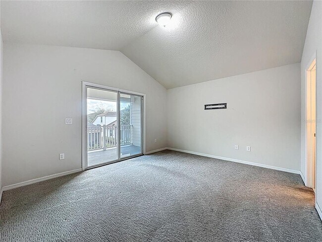 Building Photo - 2904 Windmill Dr