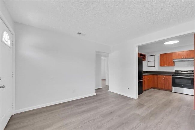 Building Photo - 4421 11th Ave S