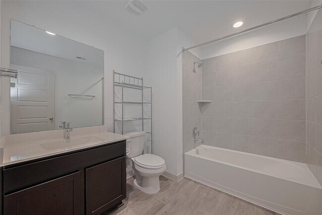 Building Photo - 12715 Basinghall Ln