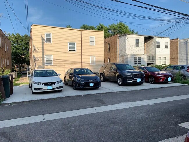 Building Photo - 9126 keating ave