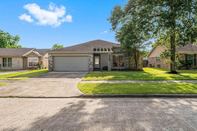 Building Photo - 16970 Mockingbird Ct