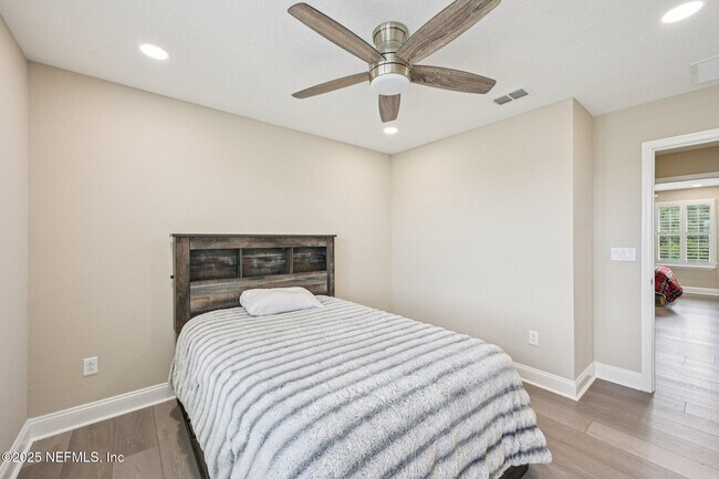 Building Photo - 91 Ridgewind Dr