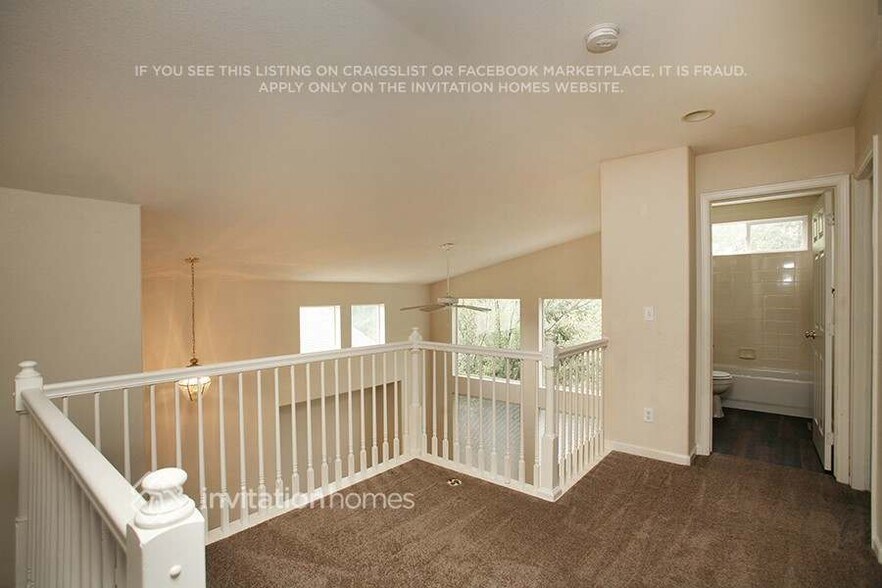 Building Photo - 10224 S Cherryhurst Ln
