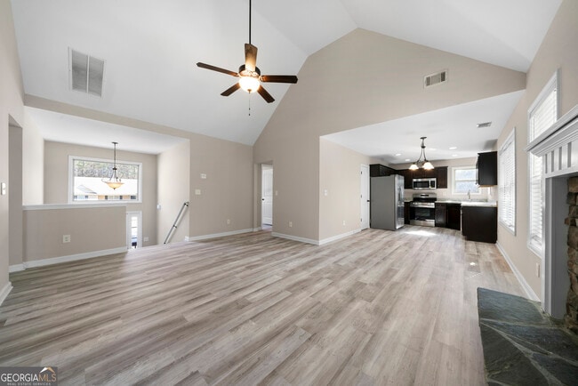 Building Photo - 147 Jackson Farms Dr