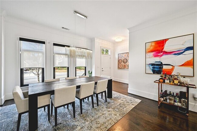 Building Photo - 1108 Briar Cove Cir