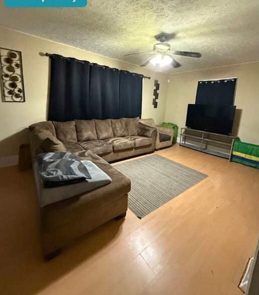 Building Photo - 280 Matilda St