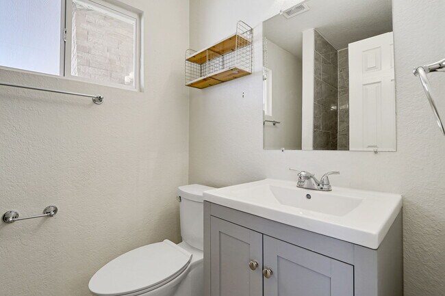 Building Photo - 10401 Centaur Dr