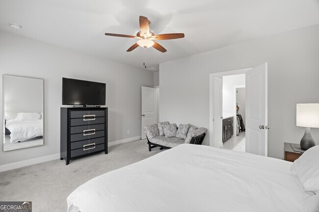 Building Photo - 4245 Deming Cir