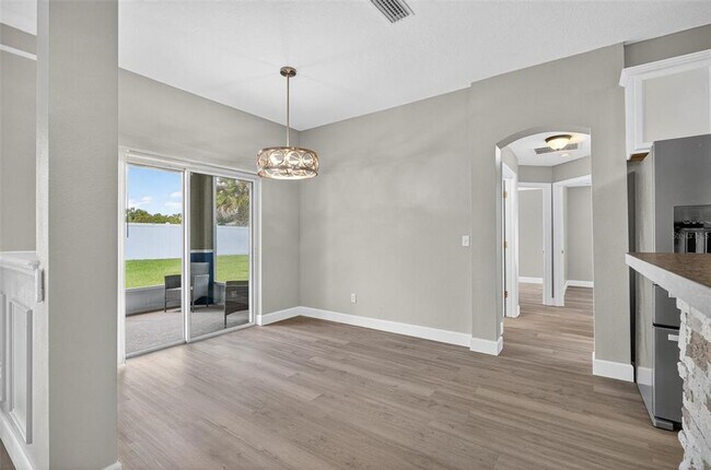 Building Photo - 37 Burnside Dr