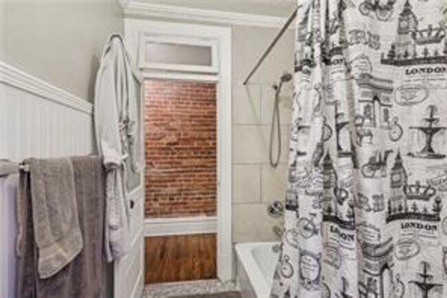 Building Photo - 2 Bedroom Apartment in the Historic Mexican War Streets