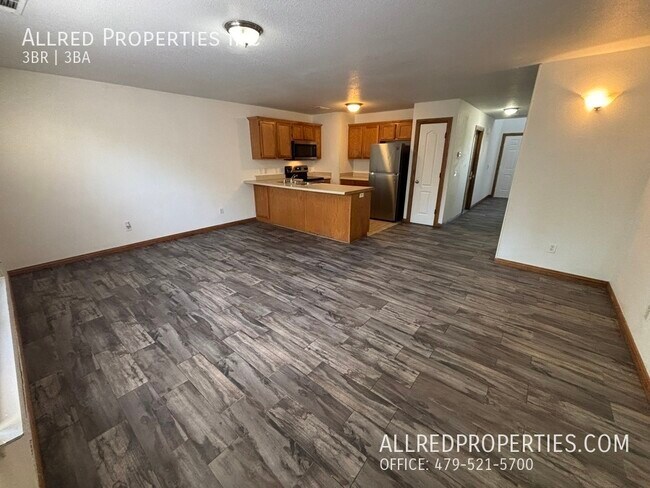 Building Photo - 2929 Meridian Pl