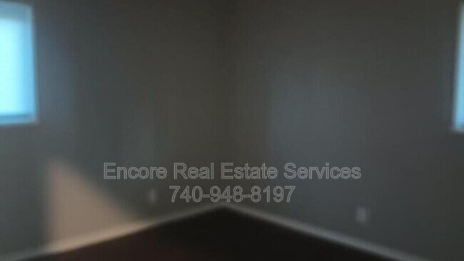 Building Photo - 575 Seneca Dr