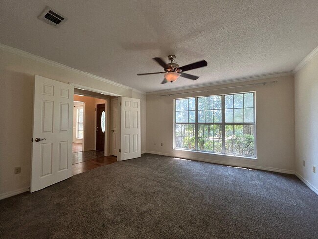 Building Photo - 310 Shoal River Dr