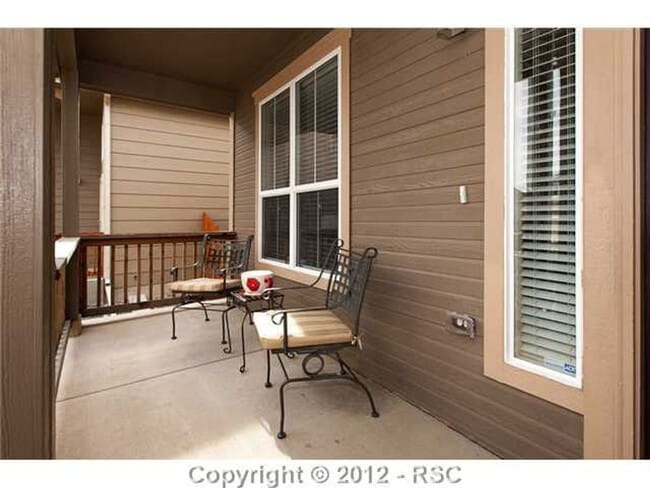 Building Photo - Great two story home in a nice quiet neighborhood