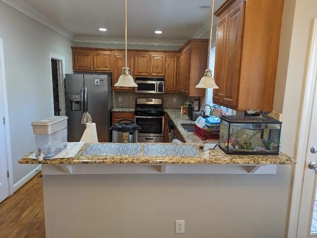 Building Photo - 9559 Numenore Dr