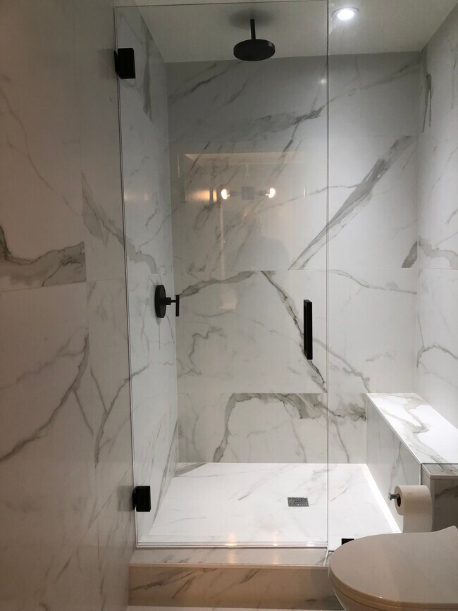 shower room - 916 Electric Ave