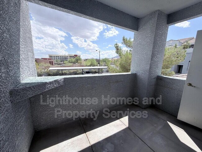 Building Photo - 6955 N Durango Dr