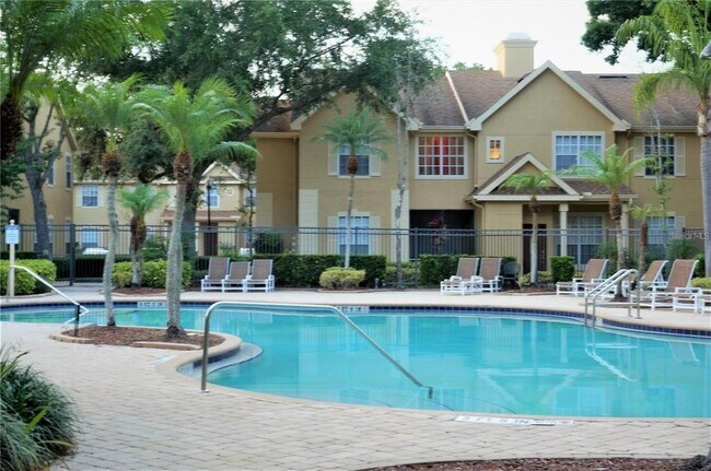 Building Photo - 844 Grand Regency Pointe